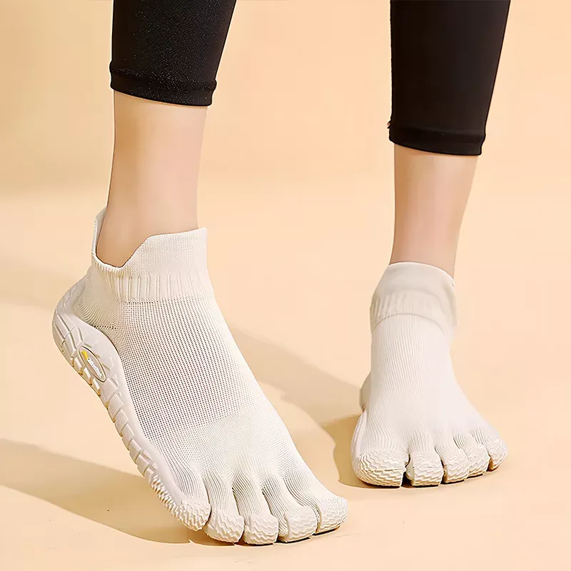 sock shoes, five finger shoes, split toe shoes, barefoot shoes